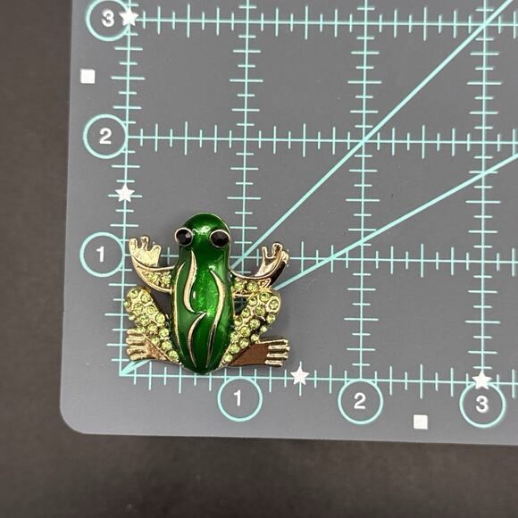 Vintage Frog Brooch Green Enamel Rhinestone Gold Tone Tree Frog - Picture 6 of 6